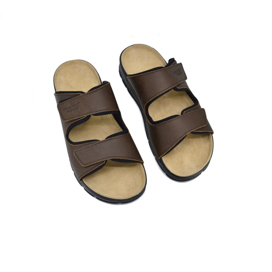 Brown leather adjustable sandals with Velcro straps and antibacterial insoles by Omaking. Available in sizes 41, 42, 43.