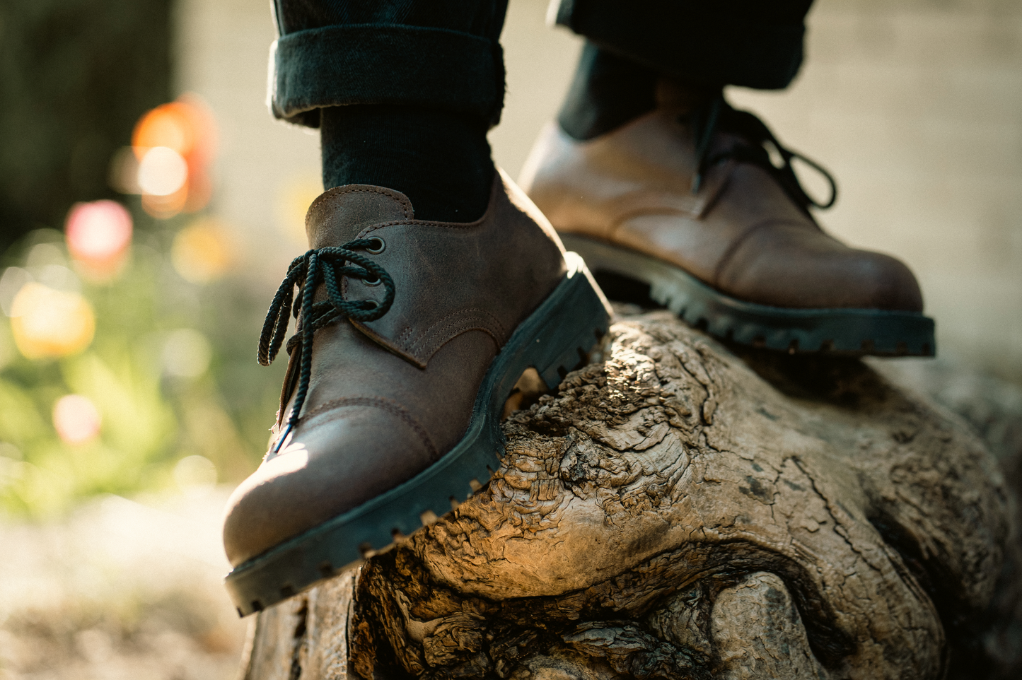 Dark brown genuine leather military boots with anatomical insole and direct injection sole by Samelin.