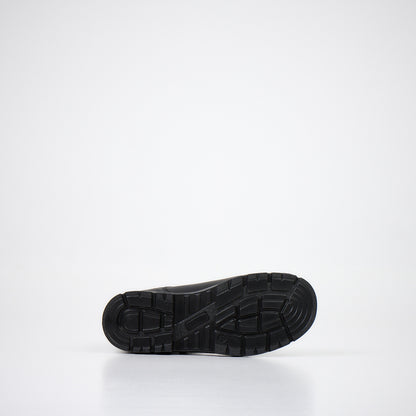Black waterproof boots with winch fastening, available in sizes 41, 42, and 43 by Samelin.