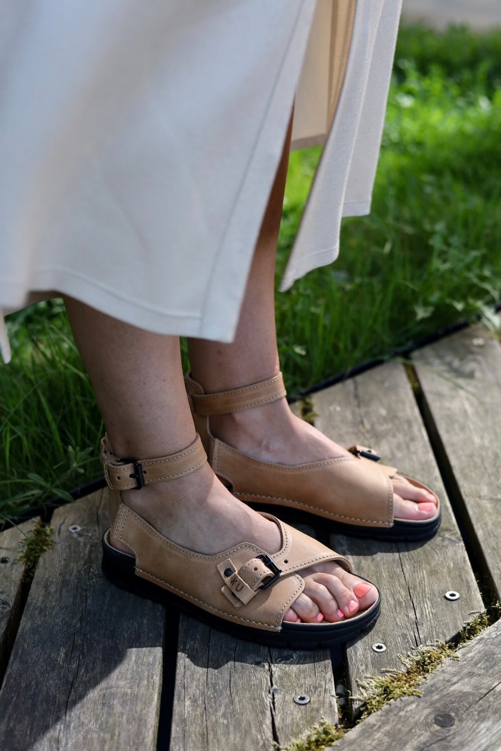 TOKU Athens Sandals - Beige