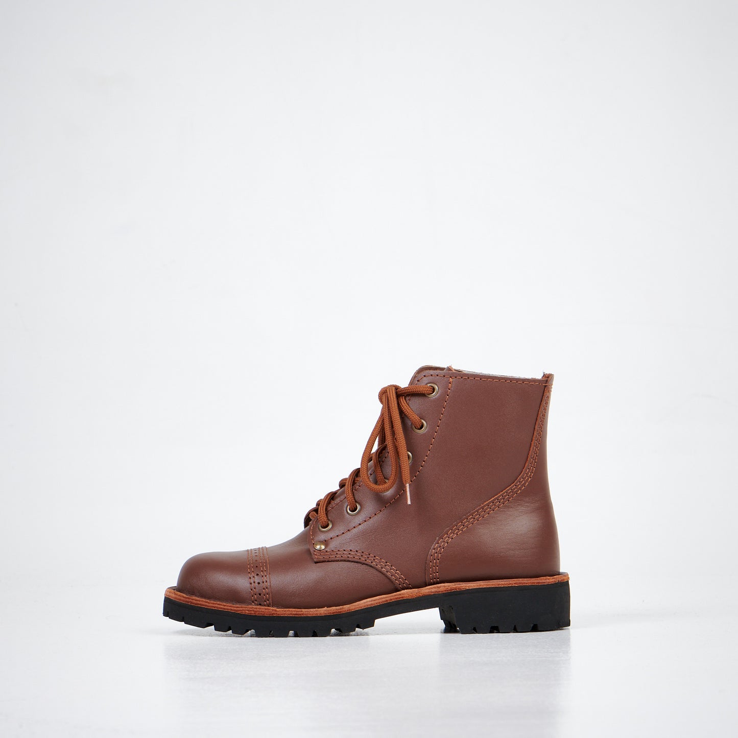 Brown leather ankle boots with lace-up design and rugged sole, AIPI brand. Available in sizes 36, 38, and 47.