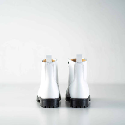 White water-repellent leather ankle boots with direct-injected PU sole by Samelin.