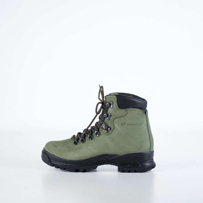 Green waterproof nubuck leather hiking boots with Vibram sole and anatomical insole by Samelin.