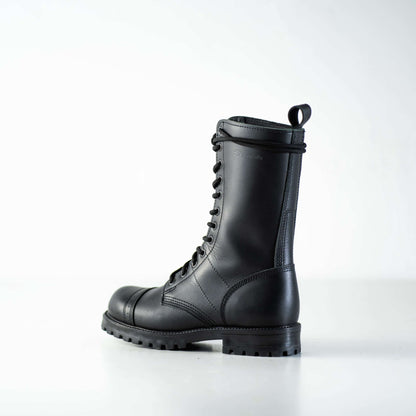 Black water-repellent leather aviator military boots by Samelin with antibacterial insole and direct-injection sole.