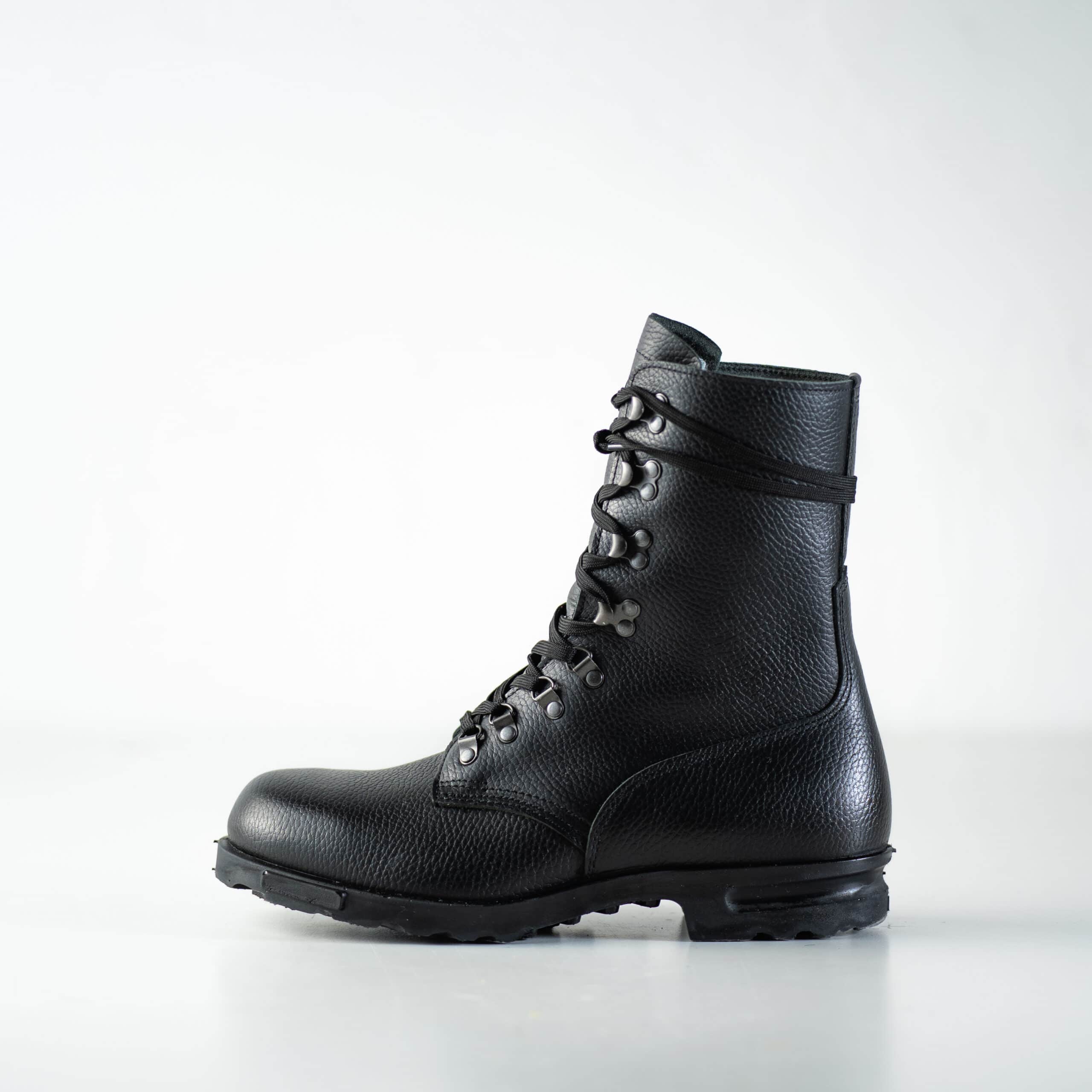 Army shop boots europe