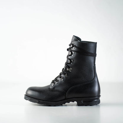 Black full-grain leather M77 Norwegian combat boots by Samelin with antibacterial insole and durable PU sole.