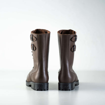 Dark brown water-repellent leather military boots with anatomical insole and adjustable buckles, by Samelin.