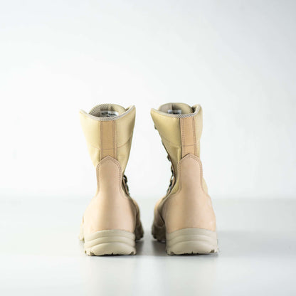 Beige water-repellent nubuck leather desert boots with anatomical insole by Samelin.