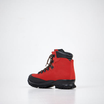 Red waterproof nubuck leather hiking boots with antibacterial insole by Samelin.