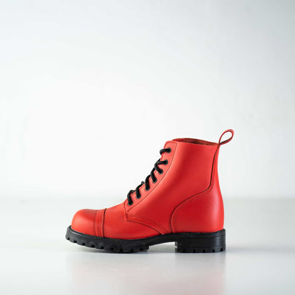 Red water-repellent leather ankle boots with lace-up design from Samelin, featuring a durable PU sole.